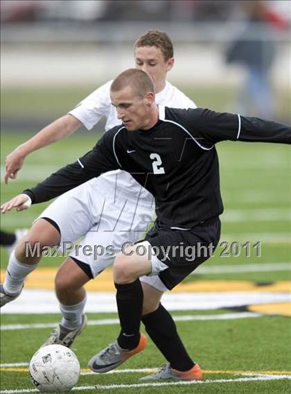 Thumbnail 3 in Downers Grove North @ Hinsdale South (Regional Playoff) photogallery.