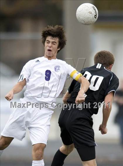 Thumbnail 3 in Downers Grove North @ Hinsdale South (Regional Playoff) photogallery.