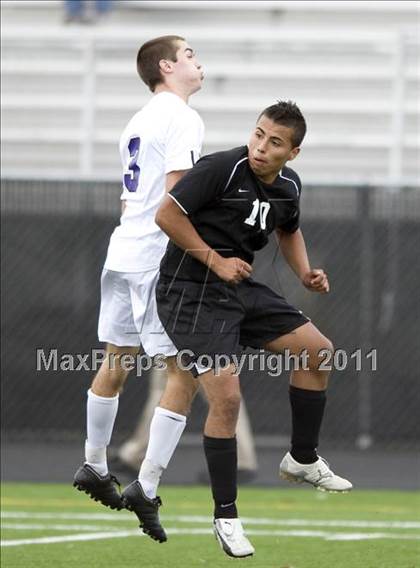 Thumbnail 3 in Downers Grove North @ Hinsdale South (Regional Playoff) photogallery.