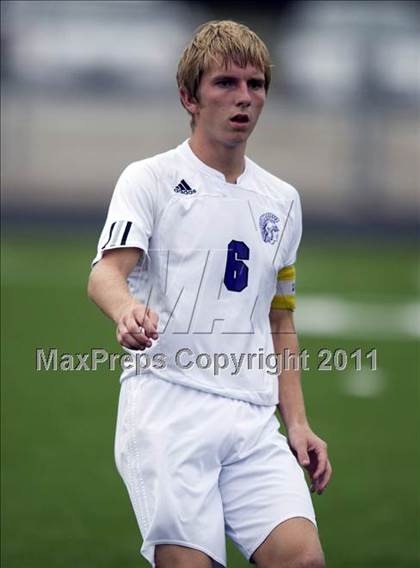 Thumbnail 3 in Downers Grove North @ Hinsdale South (Regional Playoff) photogallery.