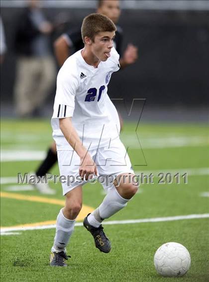 Thumbnail 3 in Downers Grove North @ Hinsdale South (Regional Playoff) photogallery.