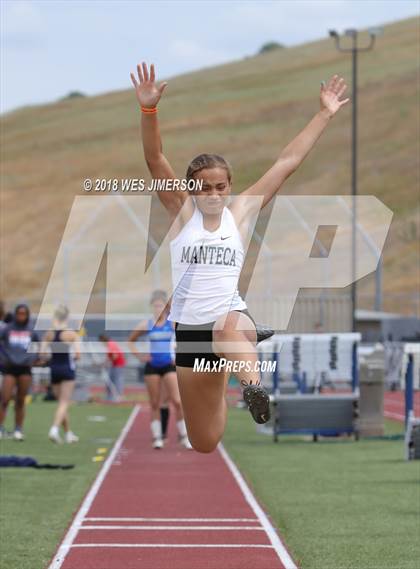 Thumbnail 2 in CIF SJS Track and Field Championships (D2-3 Girls Prelims & Finals) photogallery.