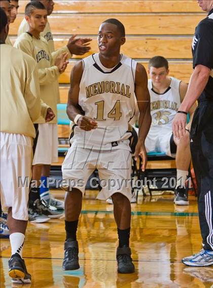 Thumbnail 3 in Pasadena Memorial vs Galena Park (McDonald's Texas Invitational) photogallery.
