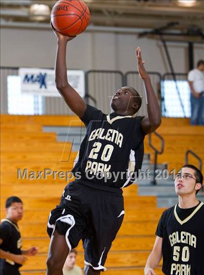 Thumbnail 1 in Pasadena Memorial vs Galena Park (McDonald's Texas Invitational) photogallery.