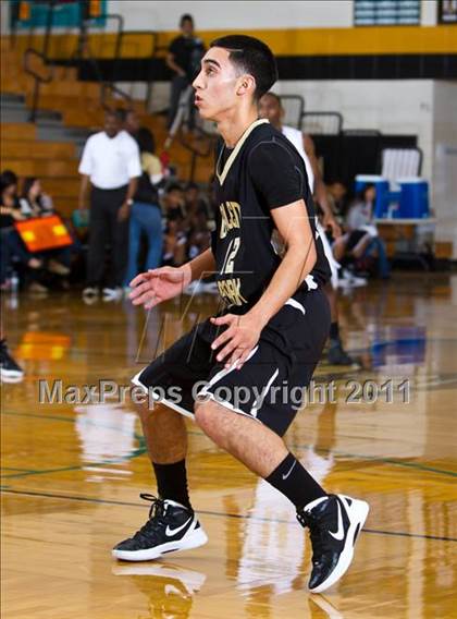 Thumbnail 1 in Pasadena Memorial vs Galena Park (McDonald's Texas Invitational) photogallery.