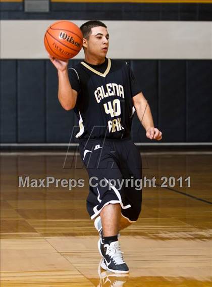 Thumbnail 2 in Pasadena Memorial vs Galena Park (McDonald's Texas Invitational) photogallery.
