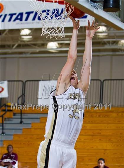 Thumbnail 2 in Pasadena Memorial vs Galena Park (McDonald's Texas Invitational) photogallery.