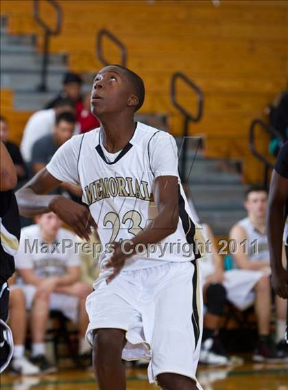 Thumbnail 1 in Pasadena Memorial vs Galena Park (McDonald's Texas Invitational) photogallery.