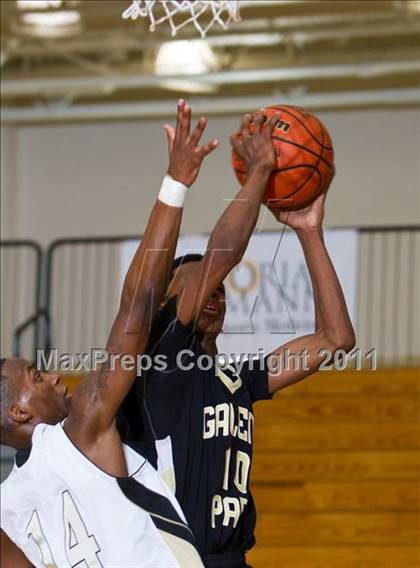 Thumbnail 1 in Pasadena Memorial vs Galena Park (McDonald's Texas Invitational) photogallery.