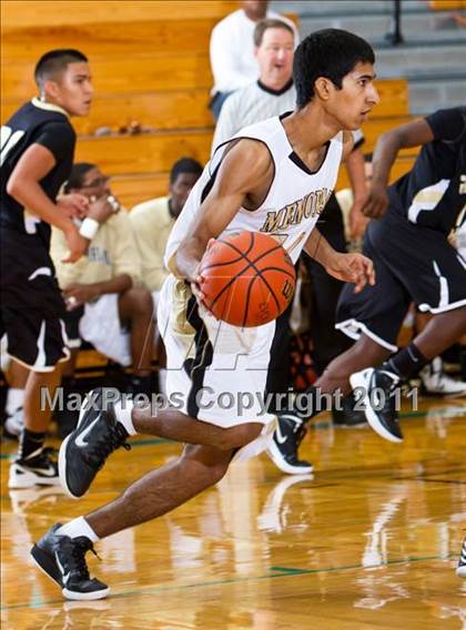 Thumbnail 3 in Pasadena Memorial vs Galena Park (McDonald's Texas Invitational) photogallery.