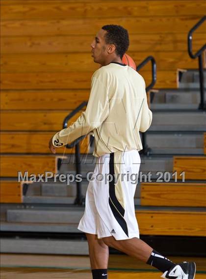 Thumbnail 2 in Pasadena Memorial vs Galena Park (McDonald's Texas Invitational) photogallery.