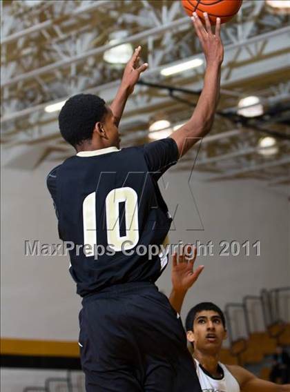 Thumbnail 2 in Pasadena Memorial vs Galena Park (McDonald's Texas Invitational) photogallery.