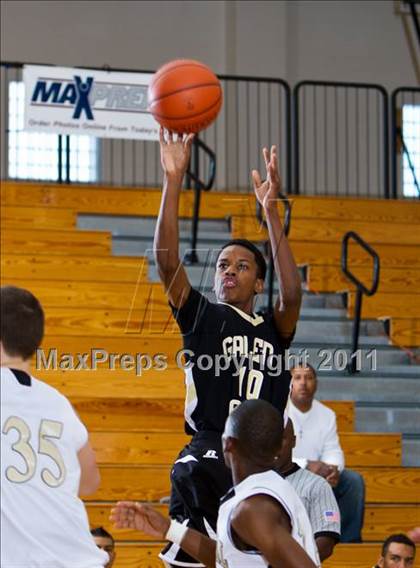 Thumbnail 1 in Pasadena Memorial vs Galena Park (McDonald's Texas Invitational) photogallery.
