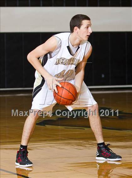 Thumbnail 1 in Pasadena Memorial vs Galena Park (McDonald's Texas Invitational) photogallery.