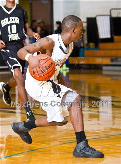 Thumbnail 3 in Pasadena Memorial vs Galena Park (McDonald's Texas Invitational) photogallery.