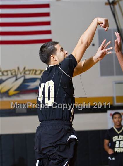 Thumbnail 2 in Pasadena Memorial vs Galena Park (McDonald's Texas Invitational) photogallery.