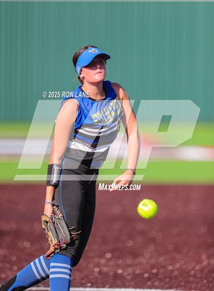Thumbnail 2 in Stillwater @ Mustang photogallery.