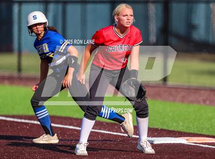 Thumbnail 2 in Stillwater @ Mustang photogallery.