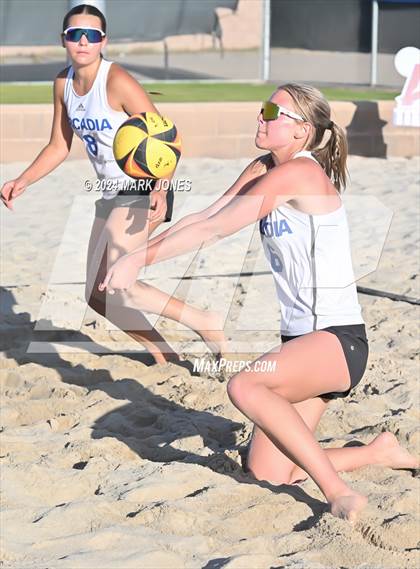 Thumbnail 1 in Arcadia vs. Salpointe Catholic (AIA DII Pairs Semifinal) photogallery.