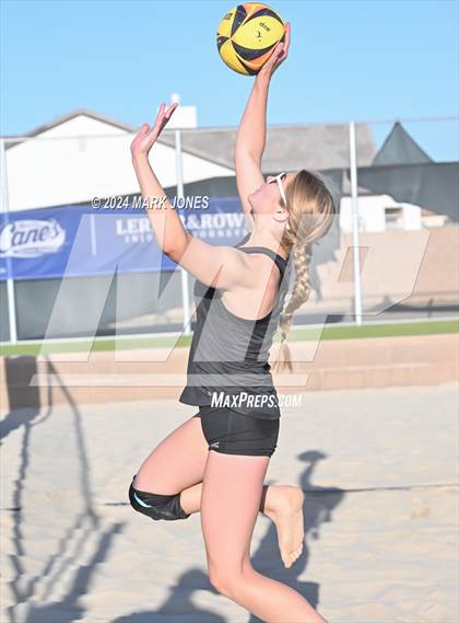 Thumbnail 1 in Arcadia vs. Salpointe Catholic (AIA DII Pairs Semifinal) photogallery.