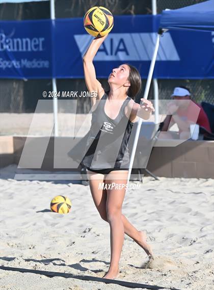 Thumbnail 2 in Arcadia vs. Salpointe Catholic (AIA DII Pairs Semifinal) photogallery.