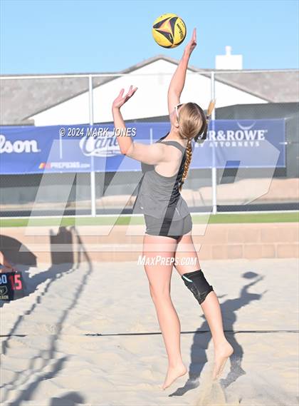 Thumbnail 3 in Arcadia vs. Salpointe Catholic (AIA DII Pairs Semifinal) photogallery.