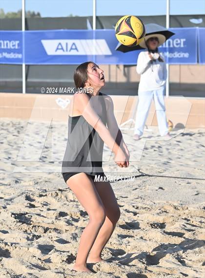 Thumbnail 3 in Arcadia vs. Salpointe Catholic (AIA DII Pairs Semifinal) photogallery.