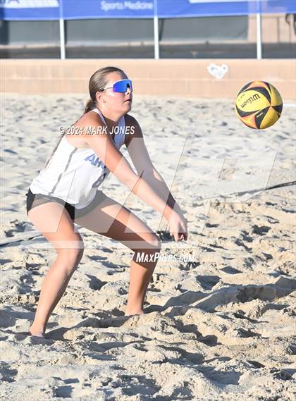 Thumbnail 1 in Arcadia vs. Salpointe Catholic (AIA DII Pairs Semifinal) photogallery.