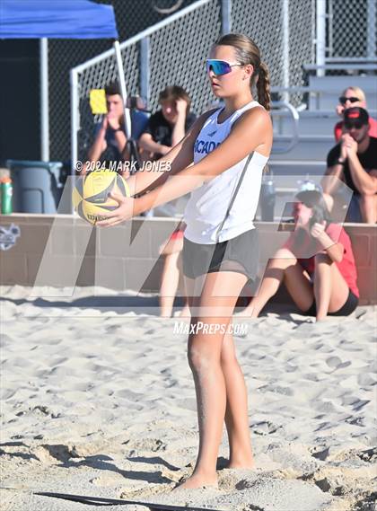 Thumbnail 2 in Arcadia vs. Salpointe Catholic (AIA DII Pairs Semifinal) photogallery.