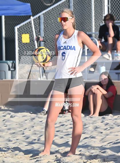 Thumbnail 1 in Arcadia vs. Salpointe Catholic (AIA DII Pairs Semifinal) photogallery.