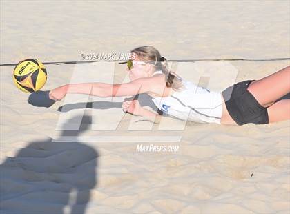 Thumbnail 2 in Arcadia vs. Salpointe Catholic (AIA DII Pairs Semifinal) photogallery.