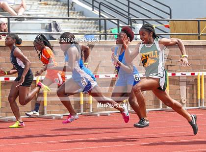 Thumbnail 2 in SCHSL State Track Meet (Girls Track Events) photogallery.