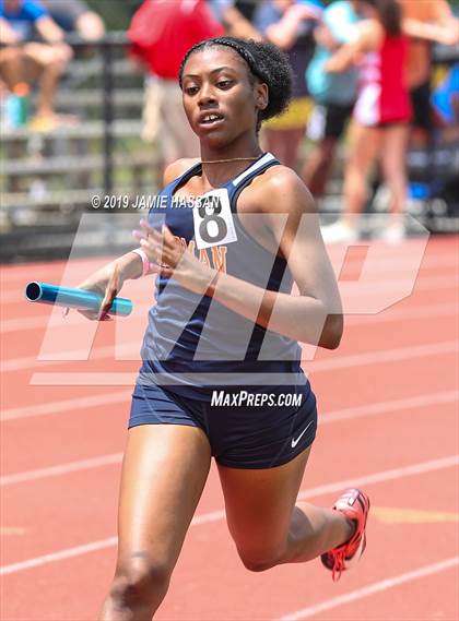 Thumbnail 1 in SCHSL State Track Meet (Girls Track Events) photogallery.