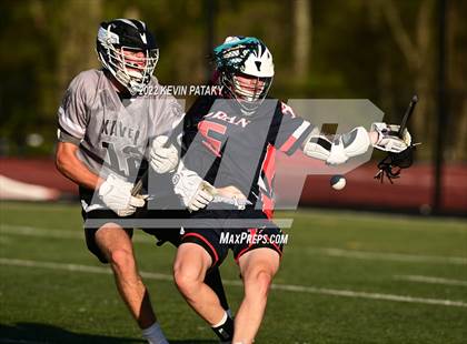 Thumbnail 2 in Foran @ Xavier photogallery.