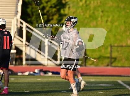 Thumbnail 3 in Foran @ Xavier photogallery.