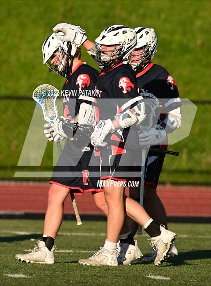 Thumbnail 2 in Foran @ Xavier photogallery.
