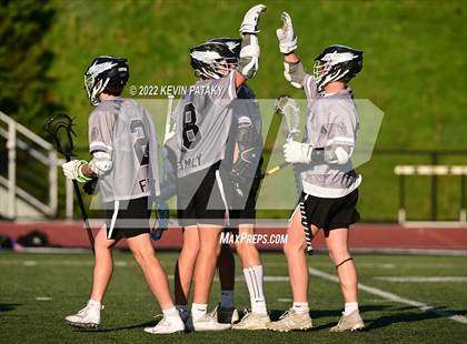 Thumbnail 3 in Foran @ Xavier photogallery.