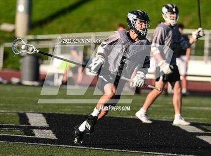 Thumbnail 3 in Foran @ Xavier photogallery.