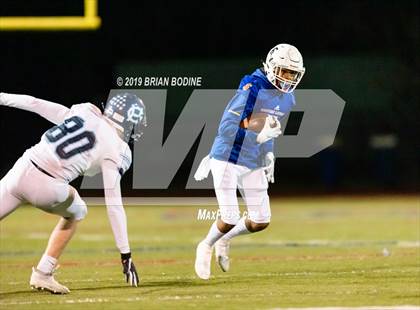 Thumbnail 2 in Gig Harbor vs Eastside Catholic (WIAA 3A Round 1) photogallery.