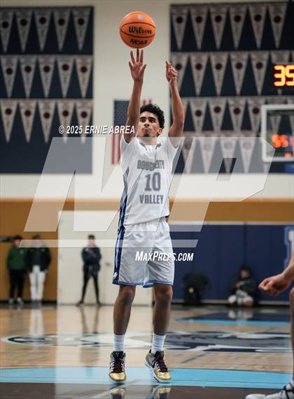 Thumbnail 3 in De La Salle @ Dougherty Valley photogallery.