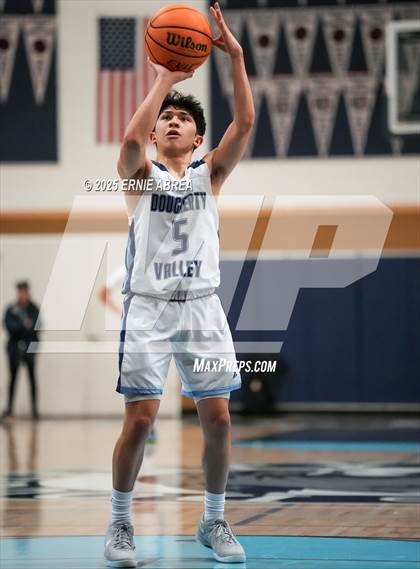 Thumbnail 2 in De La Salle @ Dougherty Valley photogallery.