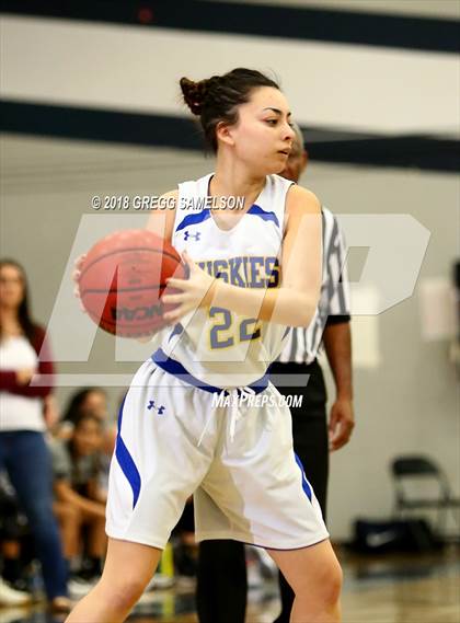 Thumbnail 2 in Sutter vs Casa Roble (Ram Challenge Tournament) photogallery.