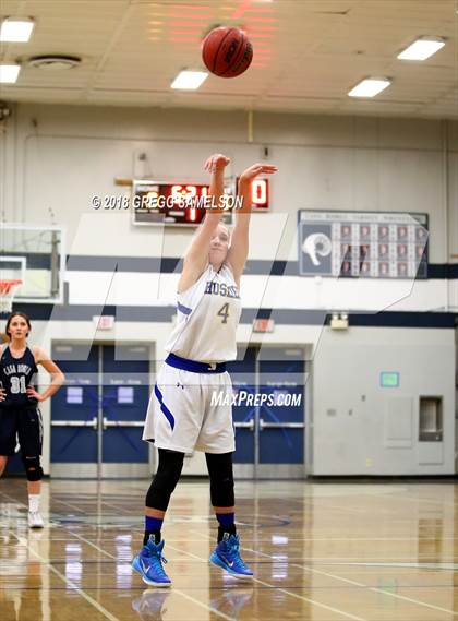 Thumbnail 1 in Sutter vs Casa Roble (Ram Challenge Tournament) photogallery.
