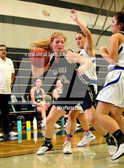 Thumbnail 3 in Sutter vs Casa Roble (Ram Challenge Tournament) photogallery.