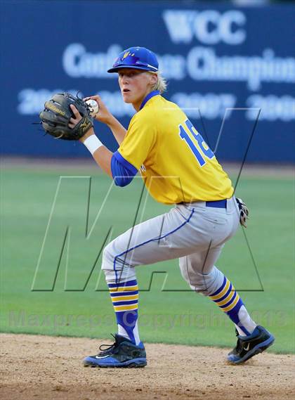 Thumbnail 1 in Grossmont vs. Mira Mesa (CIF SDS D1 Final) photogallery.