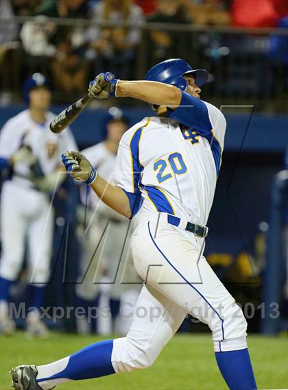 Thumbnail 1 in Grossmont vs. Mira Mesa (CIF SDS D1 Final) photogallery.