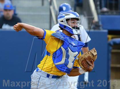 Thumbnail 2 in Grossmont vs. Mira Mesa (CIF SDS D1 Final) photogallery.