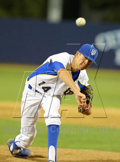 Thumbnail 3 in Grossmont vs. Mira Mesa (CIF SDS D1 Final) photogallery.