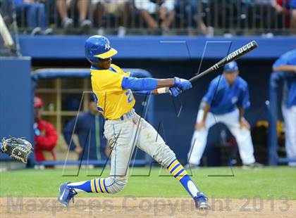 Thumbnail 3 in Grossmont vs. Mira Mesa (CIF SDS D1 Final) photogallery.