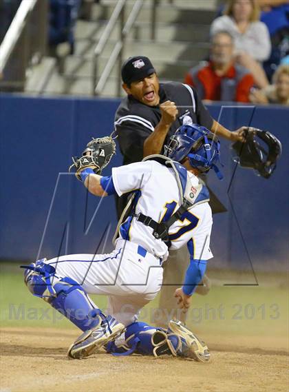 Thumbnail 1 in Grossmont vs. Mira Mesa (CIF SDS D1 Final) photogallery.